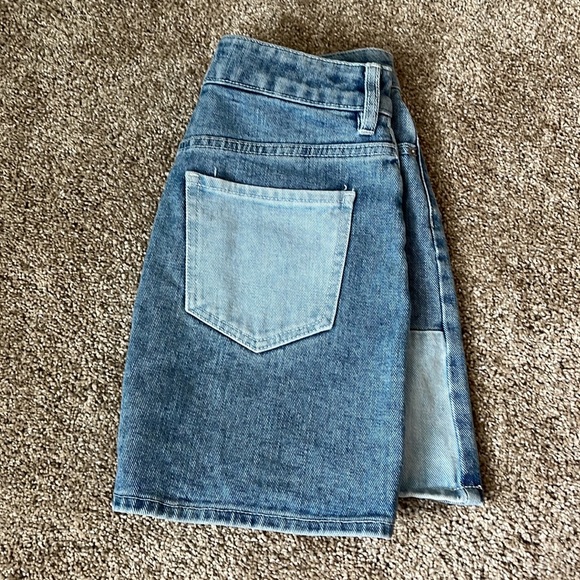 PacSun Denim Patch Skirt - Picture 2 of 3